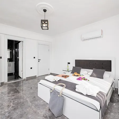 Grand Yasar 2 Villa Okcular